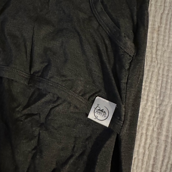 Ready Set Rompers. Front Opening. 2-3T - Picture 3 of 15